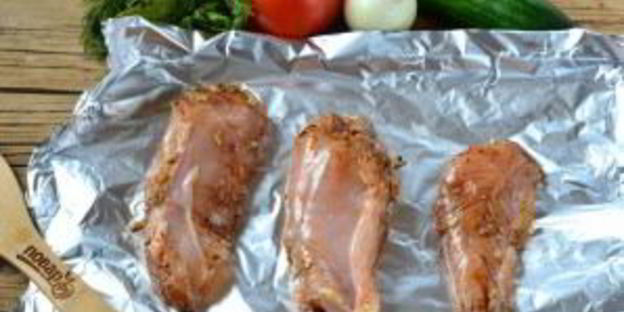 шаверма с пикантной курочкой и чесночным соусом