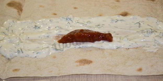 шаверма в лаваше с курицей