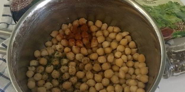 весенняя шаурма из пекинской капусты с индейкой