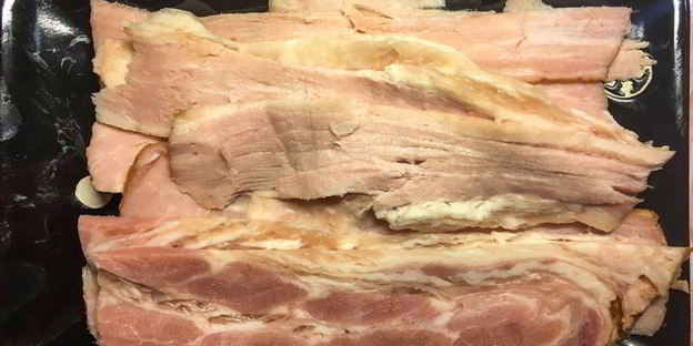 сосиски в беконе