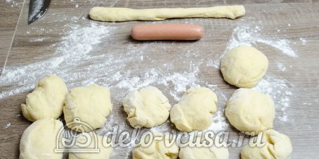 сосиски в дрожжевом тесте