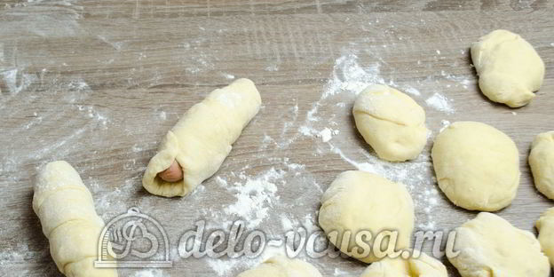 сосиски в дрожжевом тесте