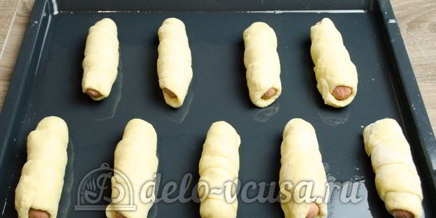 сосиски в дрожжевом тесте