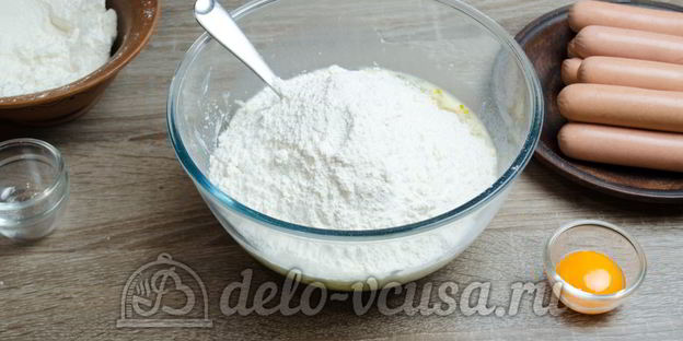 сосиски в дрожжевом тесте