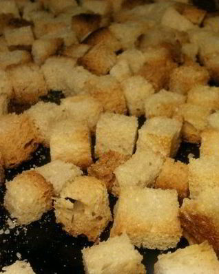 Домашние сухарики в духовке