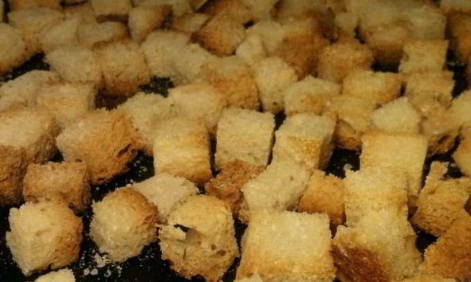 Рецепт домашних сухариков в духовке