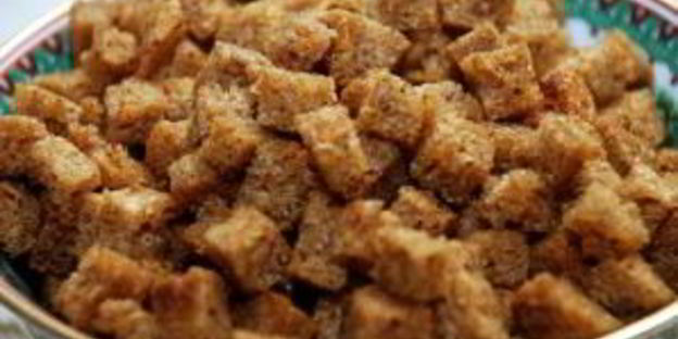 сухарики на сковороде