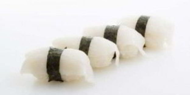 нигири суши с кальмаром