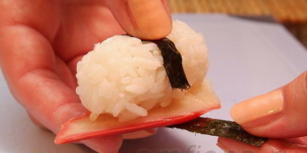 нигири-суши с хоккигаем