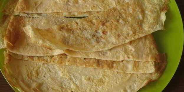 радужные суши с крабовыми палочками