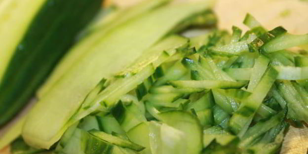 салатные суши башенки