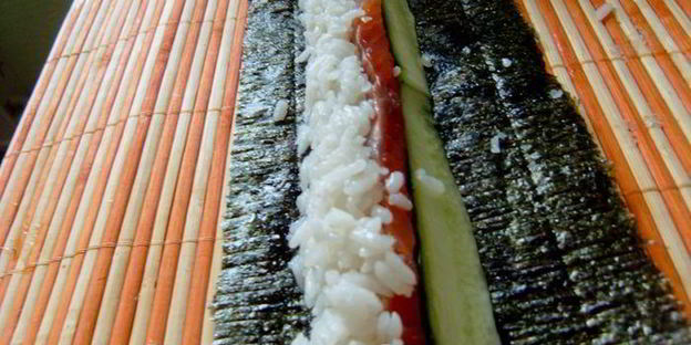 суши-ролл огуречный цветок