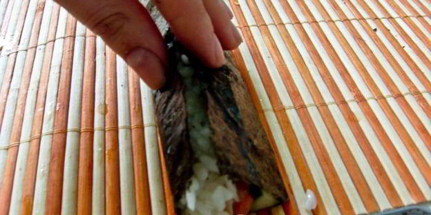 суши-ролл огуречный цветок