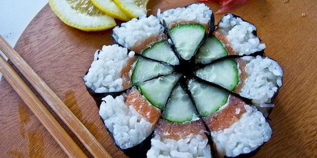 суши-ролл огуречный цветок