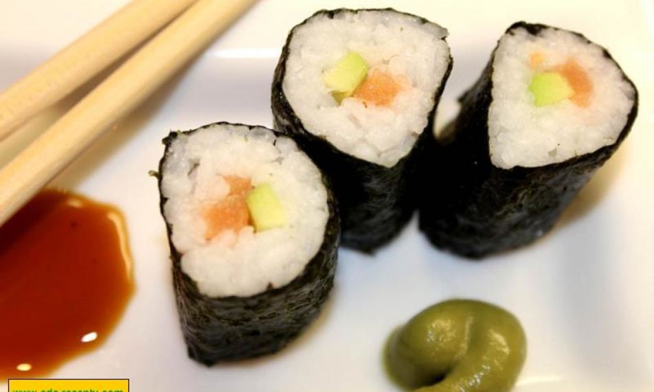 Рецепт суш с авокадо и лососем