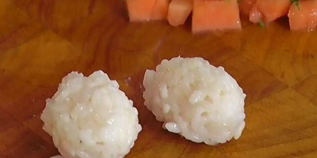 суши с папайей и медом