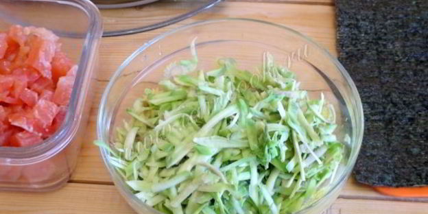 суши торт закусочный