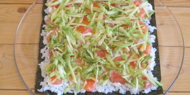 суши торт закусочный