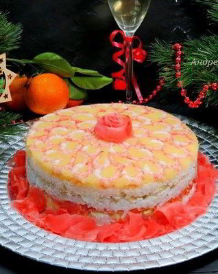 Закусочный суши-торт