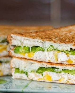 Домашние сэндвичи с курицей и перцем