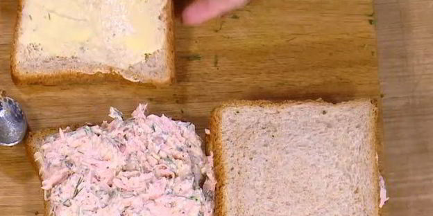 горячие сэндвичи с семгой