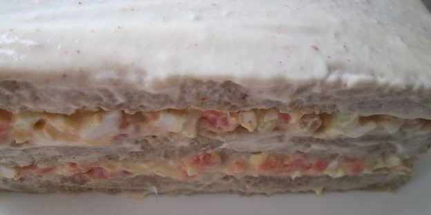 исландский сэндвич с лососем и креветками