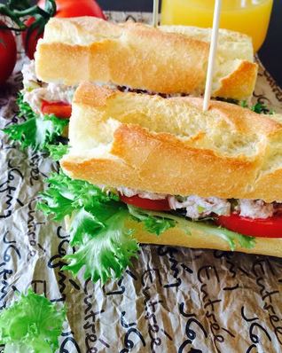 Классический сэндвич с тунцом