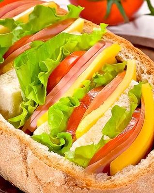 Ладья с сэндвичами