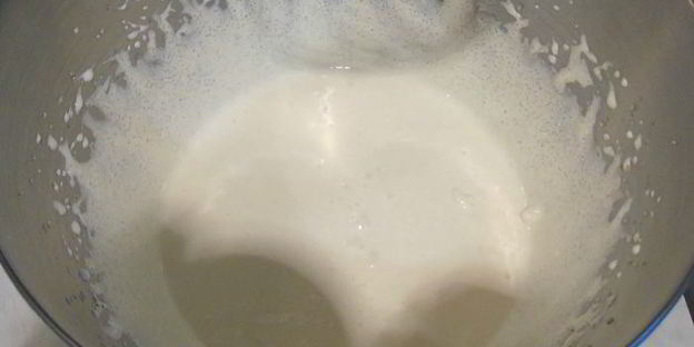 мини-сэндвичи с малиновым конфитюром