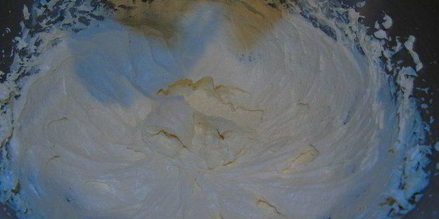 мини-сэндвичи с малиновым конфитюром