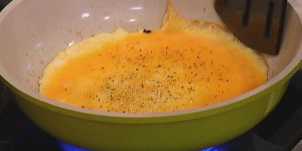 сэндвич с индейкой и беконом