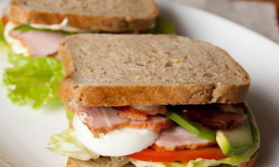 Рецепт сэндвича с кобб-салатом