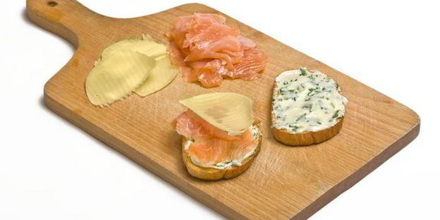 сэндвич с красной рыбой