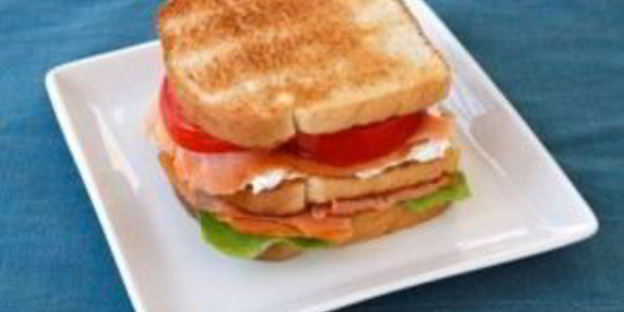 сэндвич с семгой