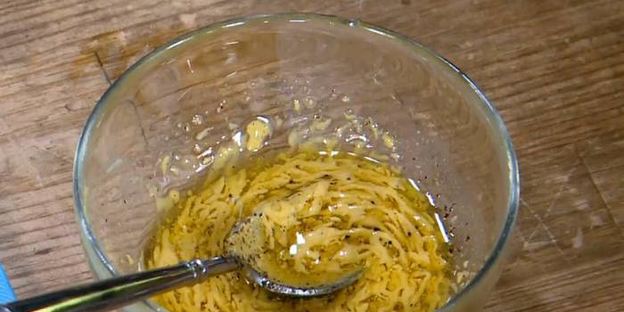 сэндвич с цукини, помидорами и авокадо