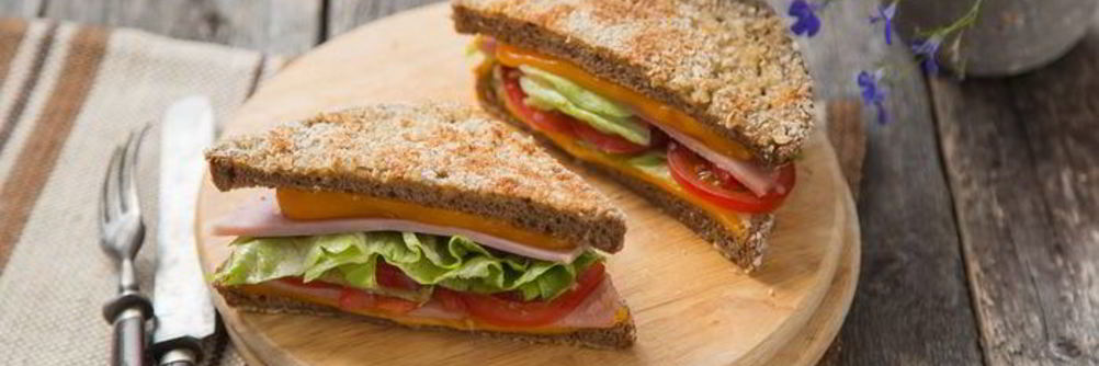 Сэндвич с ветчиной и сыром