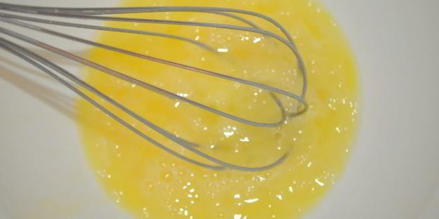 сэндвич виктория с клубничным джемом и сливочным кремом