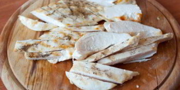 сэндвичи с курицей и печеным перцем