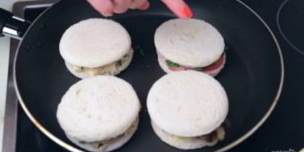 эмоджи сэндвичи