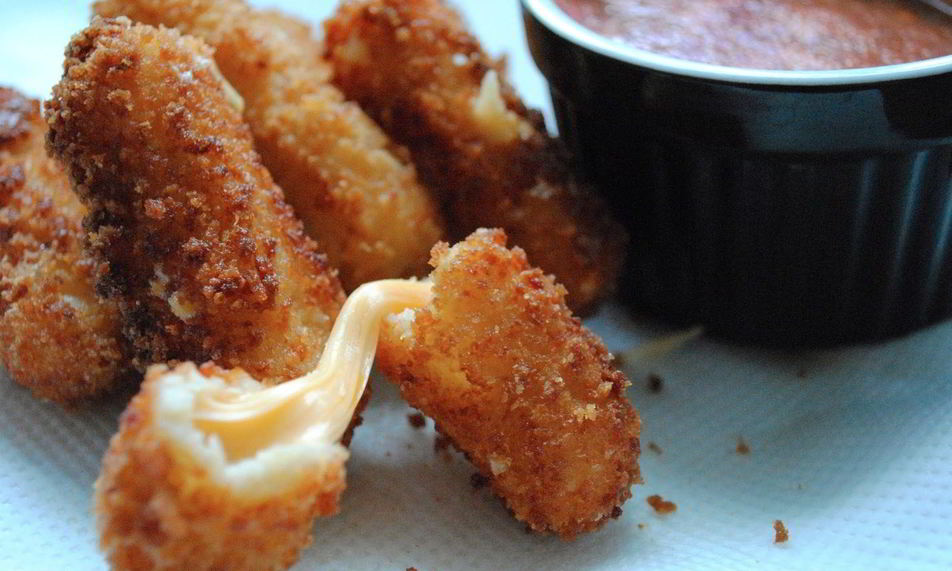 Рецепт сырных палочек в кляре