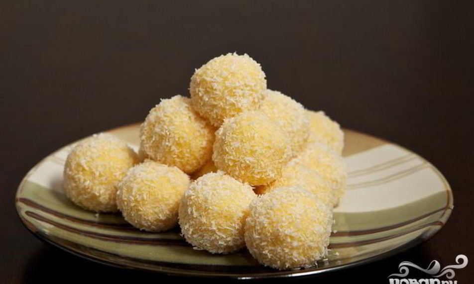Рецепт сырных шариков в кокосовой стружке