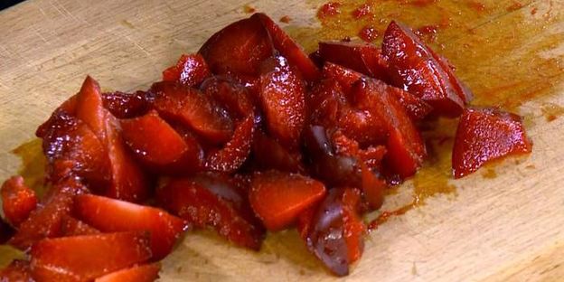 ароматные тарталетки со сливами