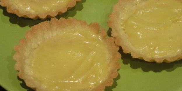 миндальные тарталетки с кремом из авокадо