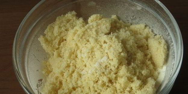 миндальные тарталетки с кремом из авокадо