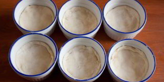 тарталетки-перевертыши с шампиньонами