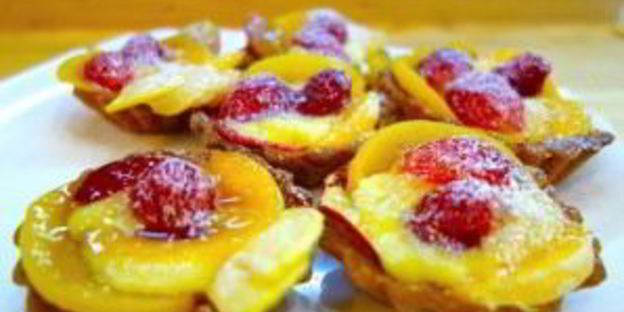 тарталетки с фруктами в желе