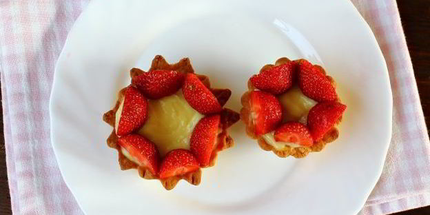 тарталетки с клубникой