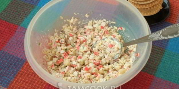 тарталетки с крабовыми палочками