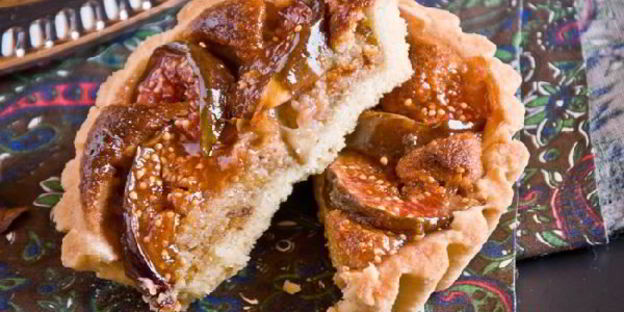 тарталетки с кремом франжипани и инжиром