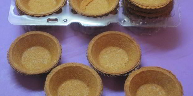 тарталетки с кремом из авокадо и семгой